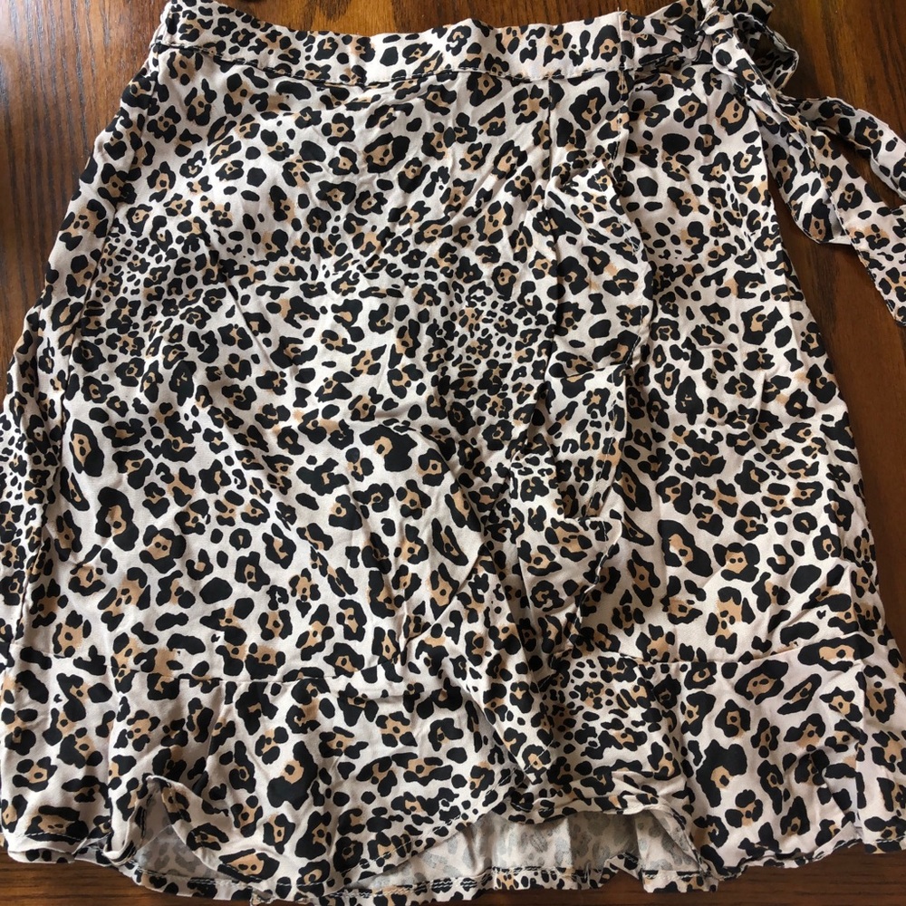 Leopard mini skirt